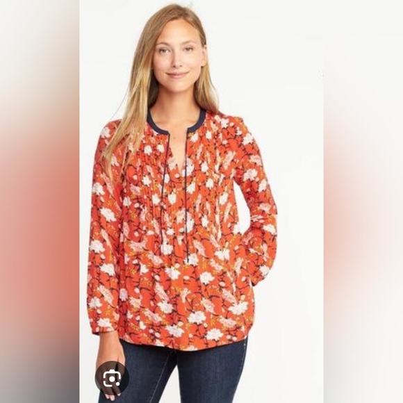 Old Navy Tops - Old Navy Flowy Floral Long Sleeve Size XXL